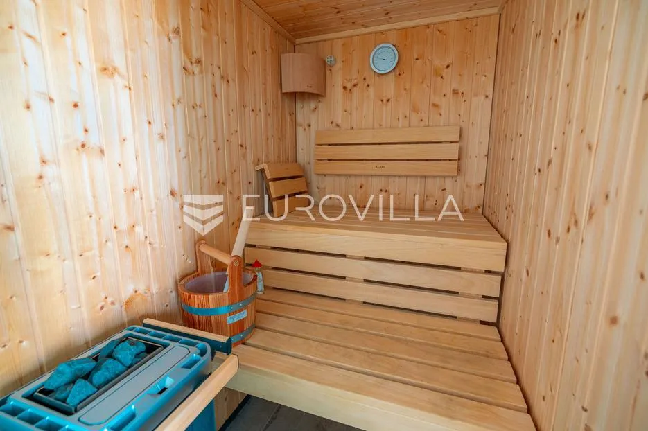 korčula, luksuzna obiteljska vila s otvorenim pogledom na more - slika 30