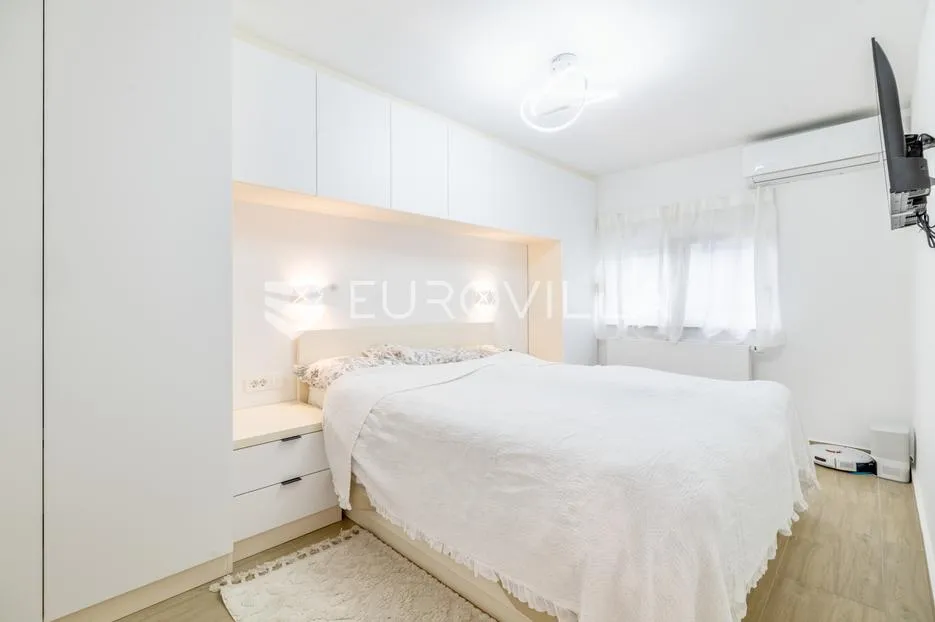 zagreb, trnje, zemljište s 2 stambena objekta, 331 m2 - slika 2