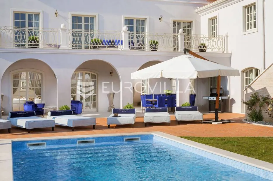 istra, vabriga, raskošna samostojeća vila od 511 m2 na velikoj okućnici - slika 5