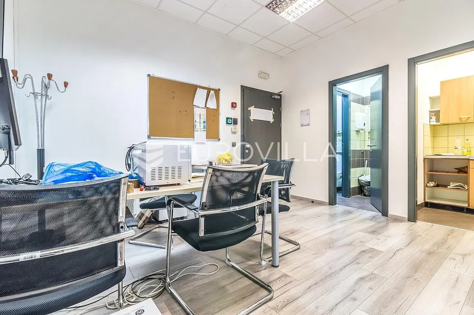 zagreb, radnička, funkcionalan poslovni prostor 118 m² na 1. katu poslovne zgrade - slika 5