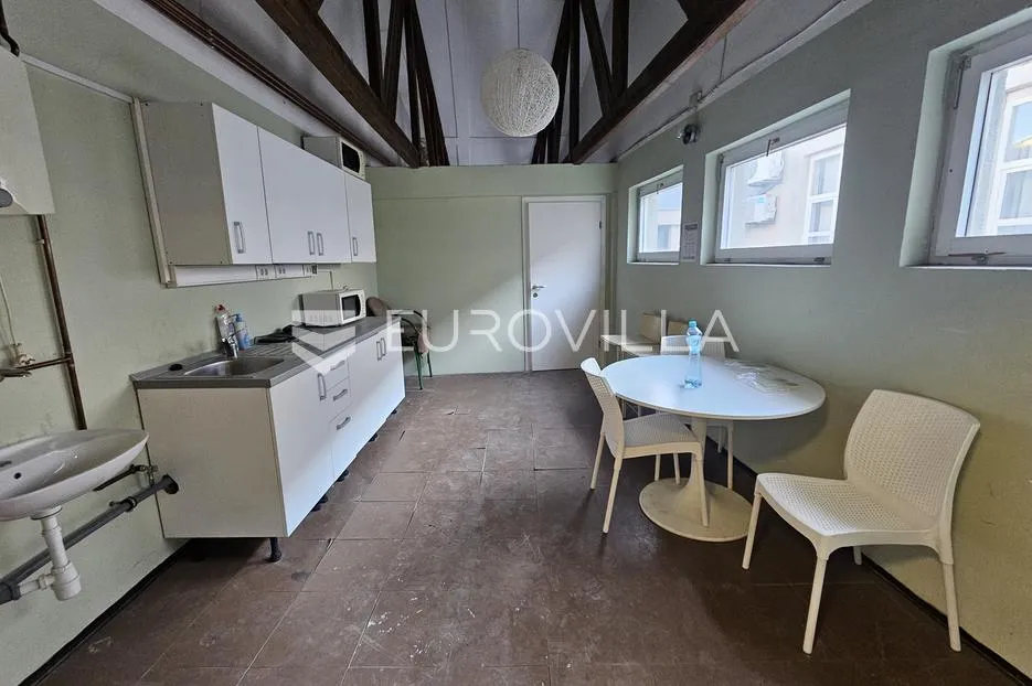 osijek, centar grada, poslovni prostor, 400 m2, najam - slika 12