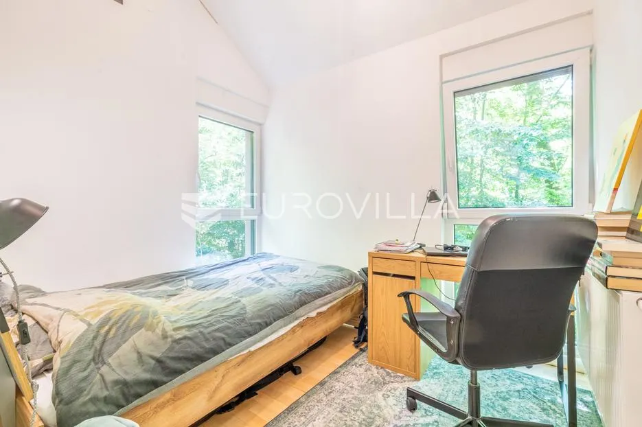 zagreb, maksimir prekrasna kuća 120 m² na parceli od 720 m² - slika 10