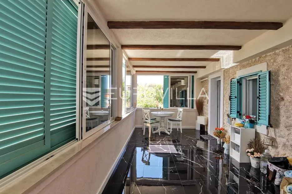 zadar, mali iž prekrasna kuća 280 m² - slika 10