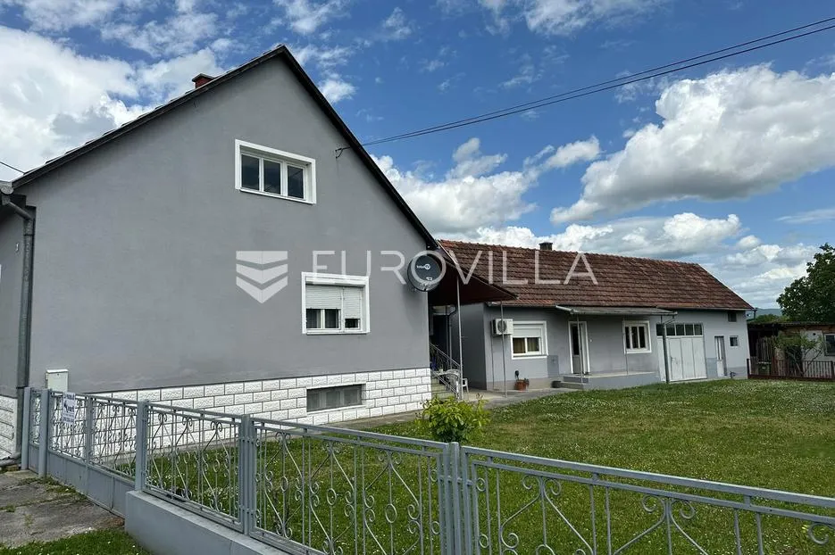 novi mihaljevci, obiteljska kuća sa pomoćnom zgradom i prekrasnim dvorištem - slika 3