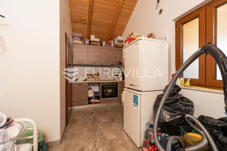 pakoštane, drage, kuća s tri stambene jedinice, 600 m od mora - slika 55