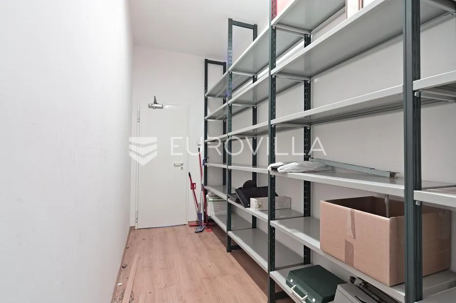 osijek, centar, iznajmljuje se poslovni prostor površine 70 m² - slika 6