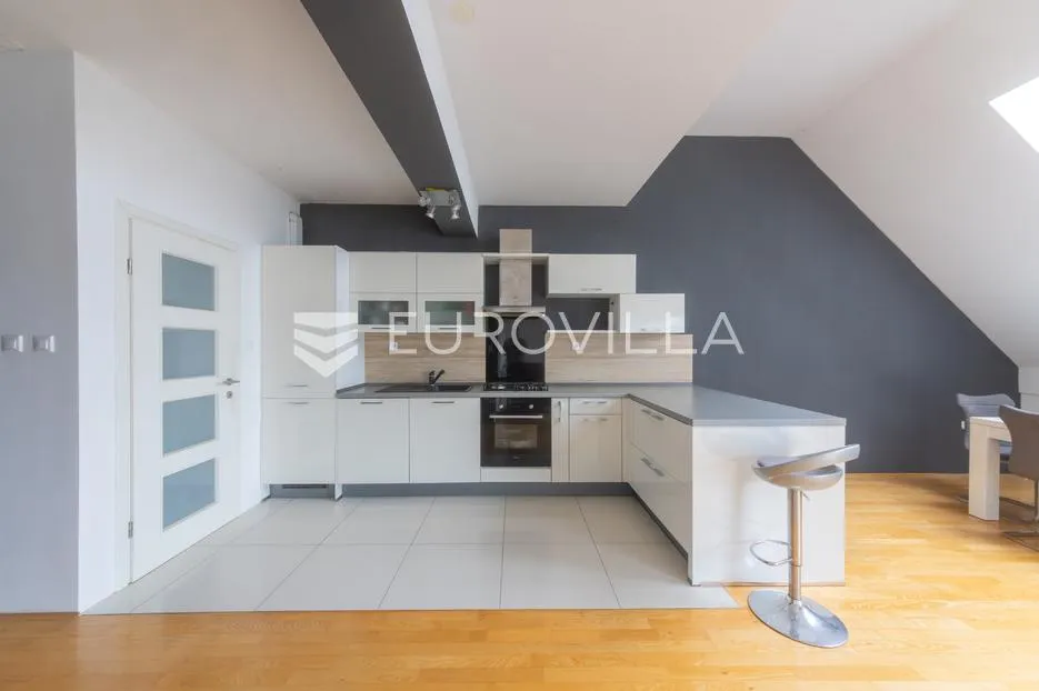 osijek, novi grad, 4 sobe penthouse 166 m² s garažom i liftom (moguće poslovni) - slika 2