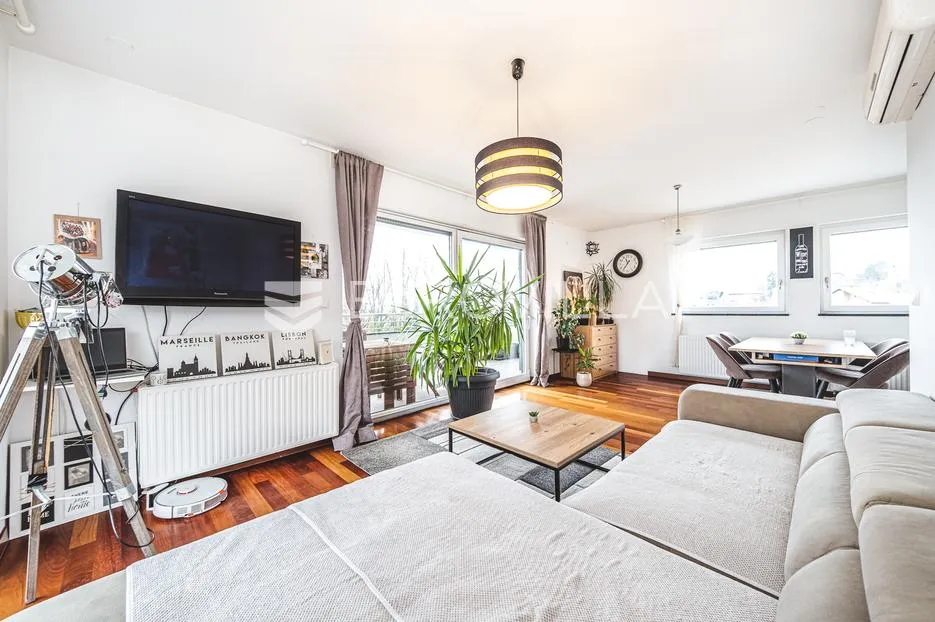 Zagreb, Podsused, moderan trosoban stan 100 m²
