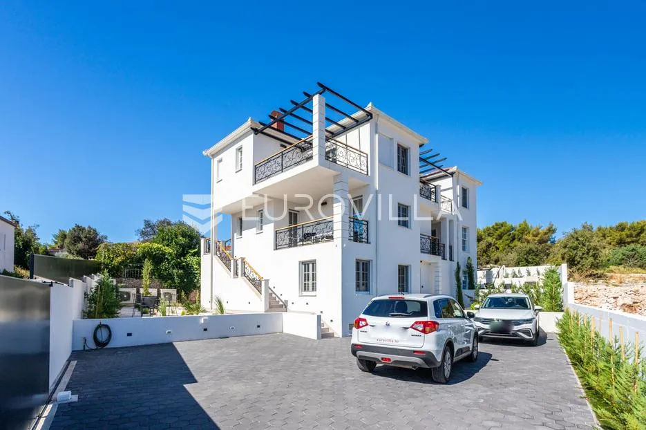 rogoznica, ražanj, novogradnja, prekrasna kuća s bazenom i pogledom na more, 433,44 m² - slika 39