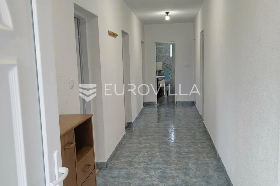 grobnik, dražice, samostojeća kuća na terenu od 1500 m² - slika 10