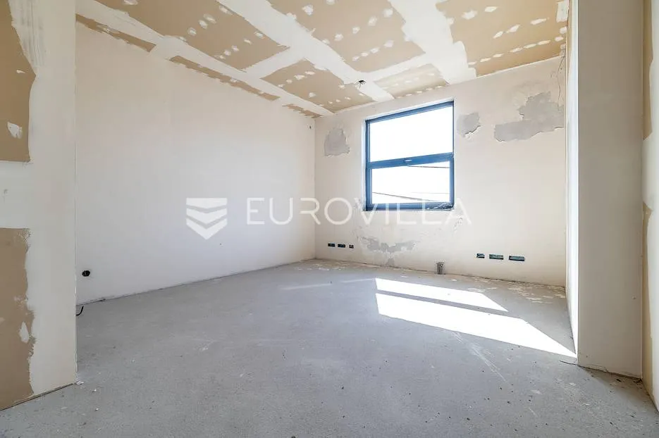 zaprešić, poslovna roh bau zgrada 2010 m² na zemljištu 2013 m² - slika 6