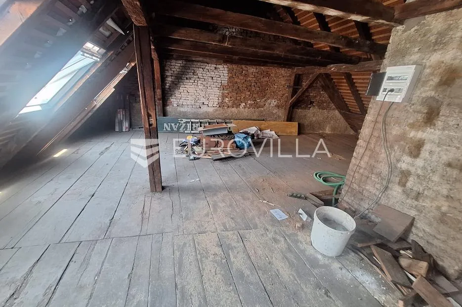 karlovac, zvijezda, stan 105 m², centar grada - slika 3