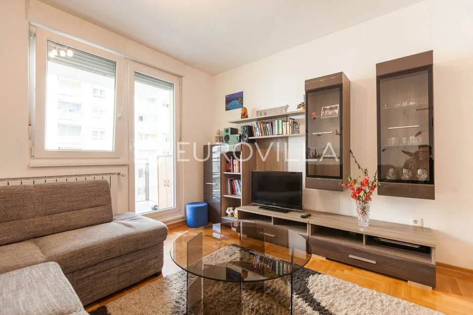 zagreb, folnegovićeva, dvosoban stan s garažom 64 m² - slika 2