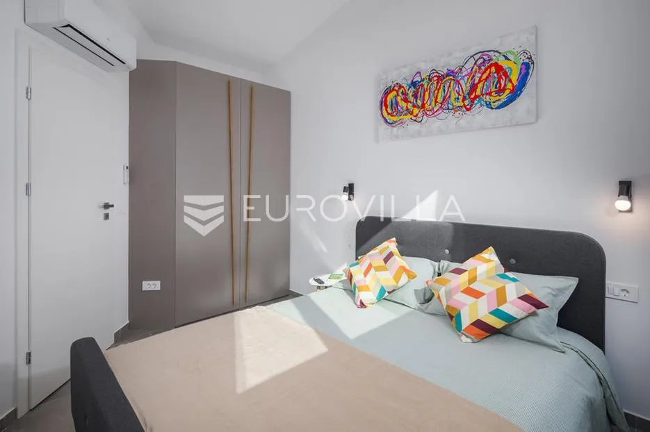 istra, novigrad, moderna kuća s bazenom za najam, pet friendly - slika 23