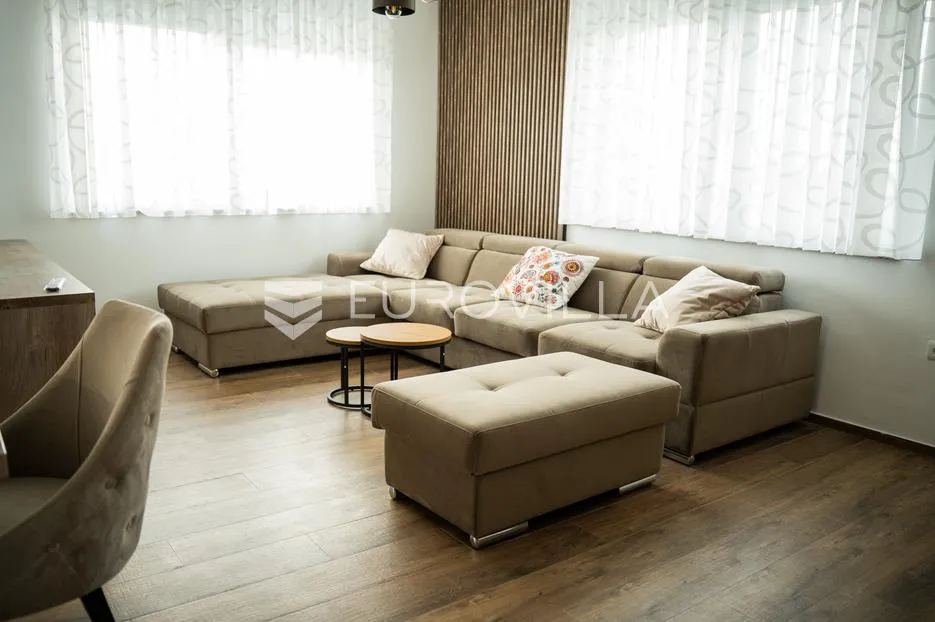 vukovar, mitnica, luksuzan četverosoban stan 102,06 m² - slika 8