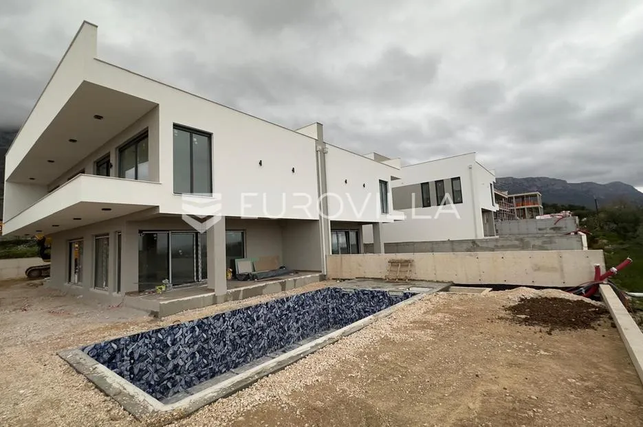 split, kaštel sućurac, v10 – dvojna luksuzna vila s pogledom na more - slika 50