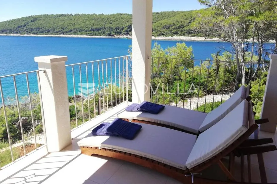 korčula, lijepa kuća u prvom redu do mora, 250m2 - slika 14