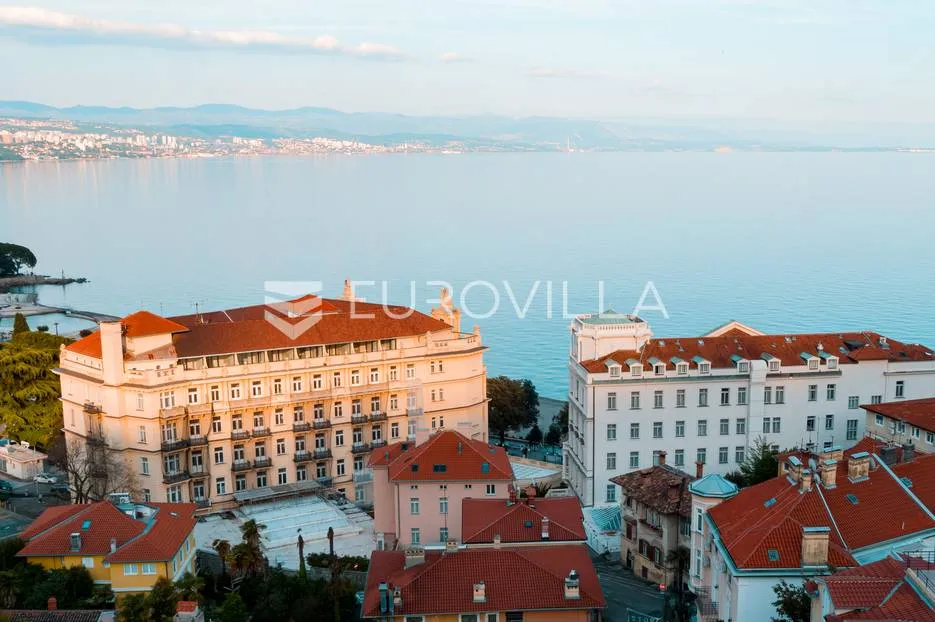 opatija, centar, luksuzan dizajnerski penthouse s neto korisnom površinom od 250 m² s bazenom - slika 17