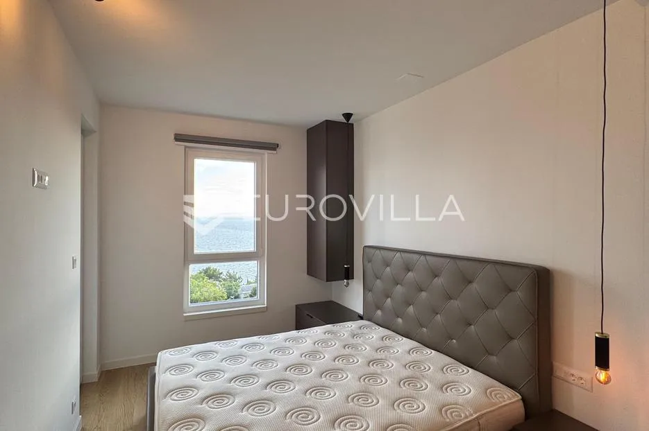 split, bel etage 2, luksuzan jednosoban stan s garažnim mjestom - slika 4