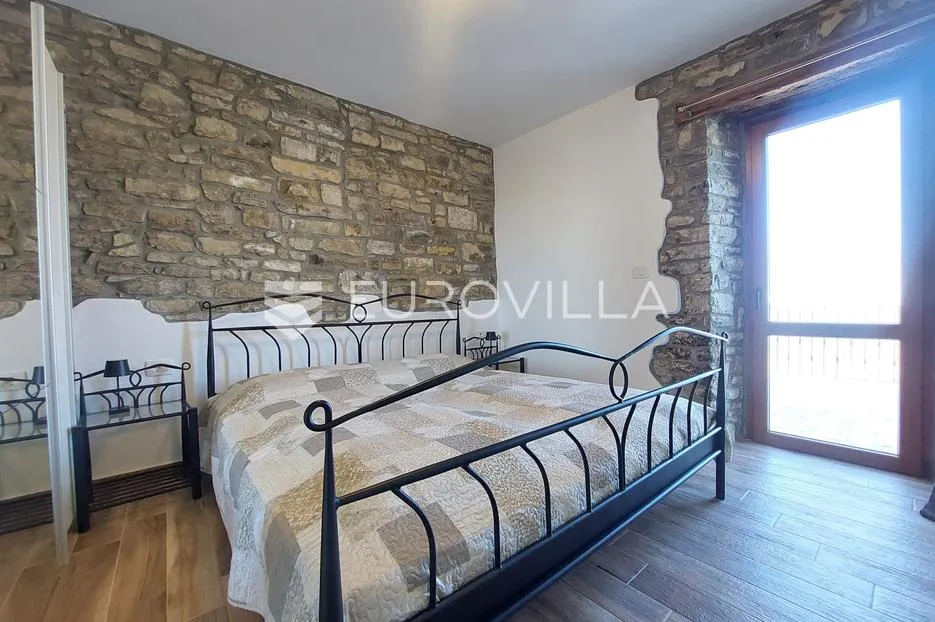 istra, buje, kuća u nizu, 187 m² - slika 9