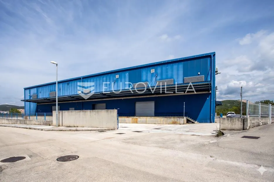dugopolje, gospodarska zona, distribucijsko skladišni objekt ukupne površine 4.100 m² - slika 2