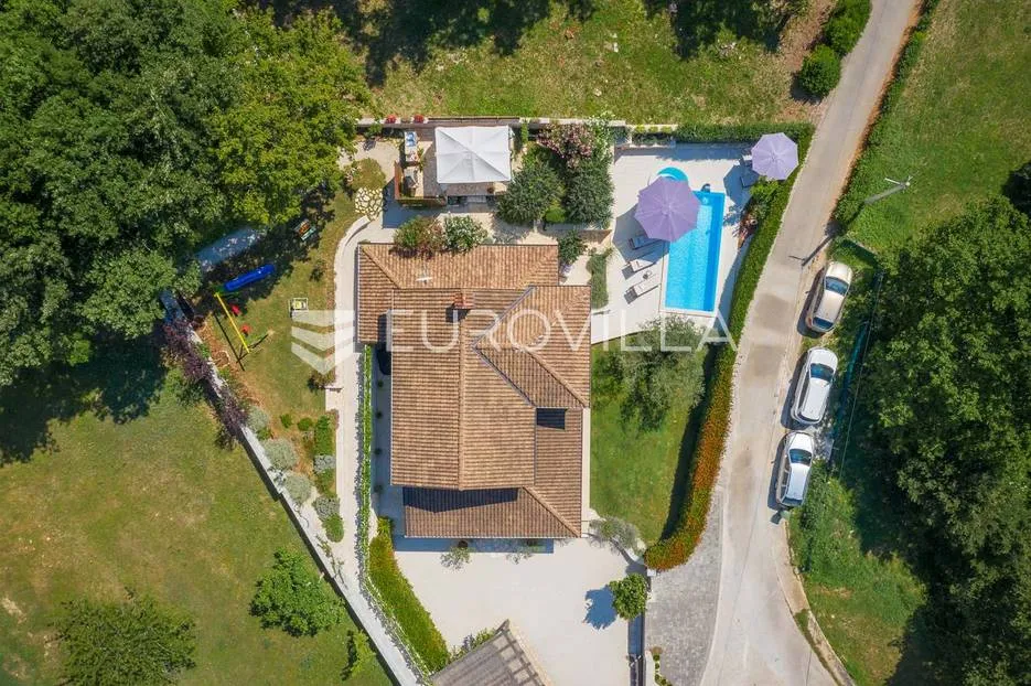 baderna, bašići, istra, lijepa kuća s bazenom - slika 38