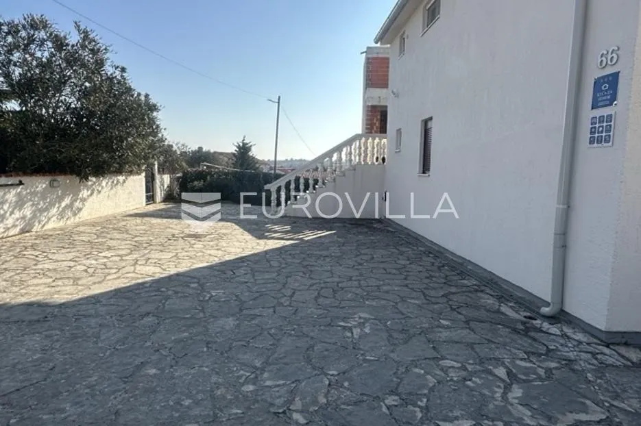 medulin, istra, luksuzna samostojeća vila 205 m² s bazenom i pogledom na more - slika 45
