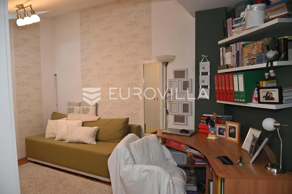 vinkovci, centar, dvosoban stan na izvrsnoj lokaciji u pješačkoj zoni, 78.71 m², 2. kat - slika 8