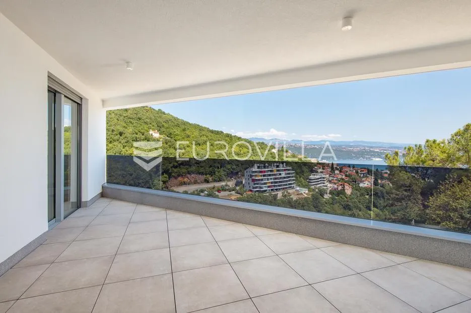 opatija, centar, višesoban stan u novogradnji s 4 parkirna mjesta nkp 247 m2 - slika 17