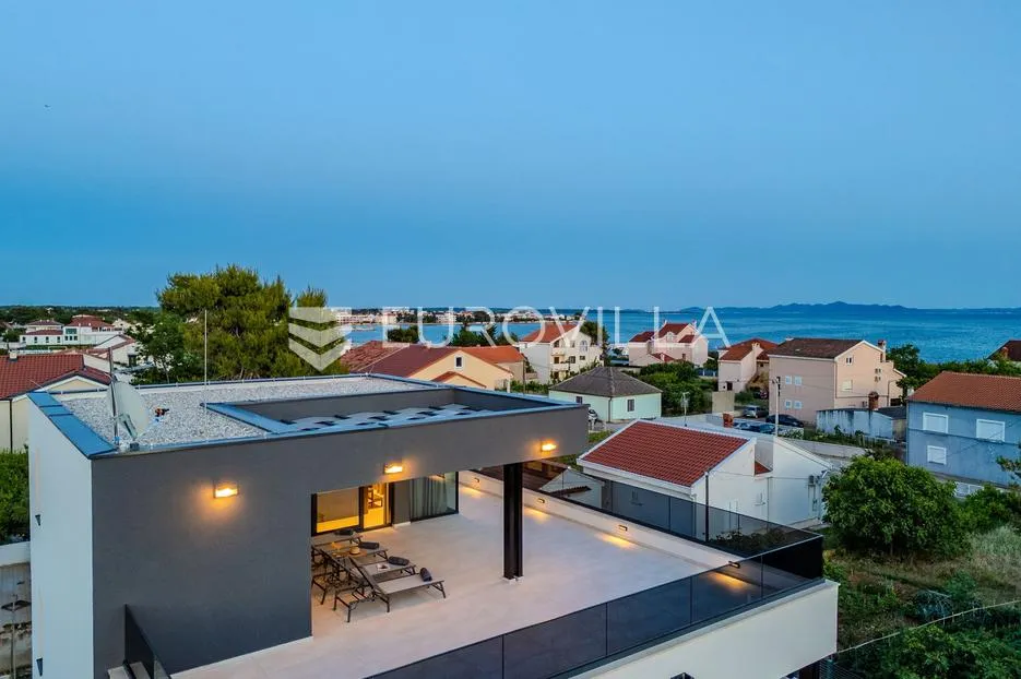 zadar, privlaka, ekskluzivna moderna vila s bazenom i wellness zonom - slika 4