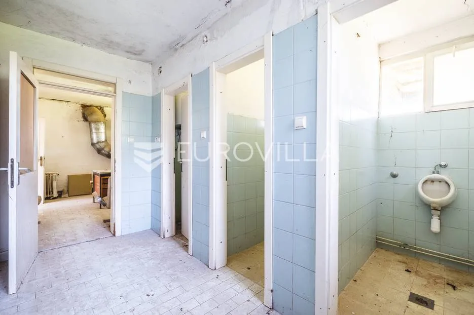 hrvatska kostajnica, industrijsko, proizvodno, uredska hala 914,29 m² na parceli 1417 m² - slika 22