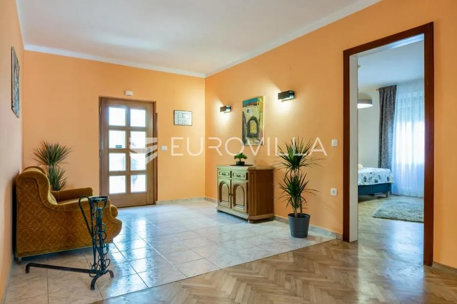 opatija, centar, prekrasna etaža kuće 141 m² u vili iz talijanskog doba - slika 5