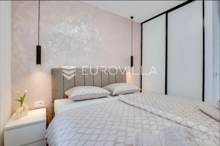 opatija, centar, ekskluzivan stan nkp 65 m2, prvi najam - slika 9