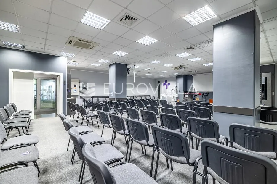 zagreb, zagrebačka cesta, višefunkcionalni poslovni prostor 387.08 m² na 2. katu - slika 2
