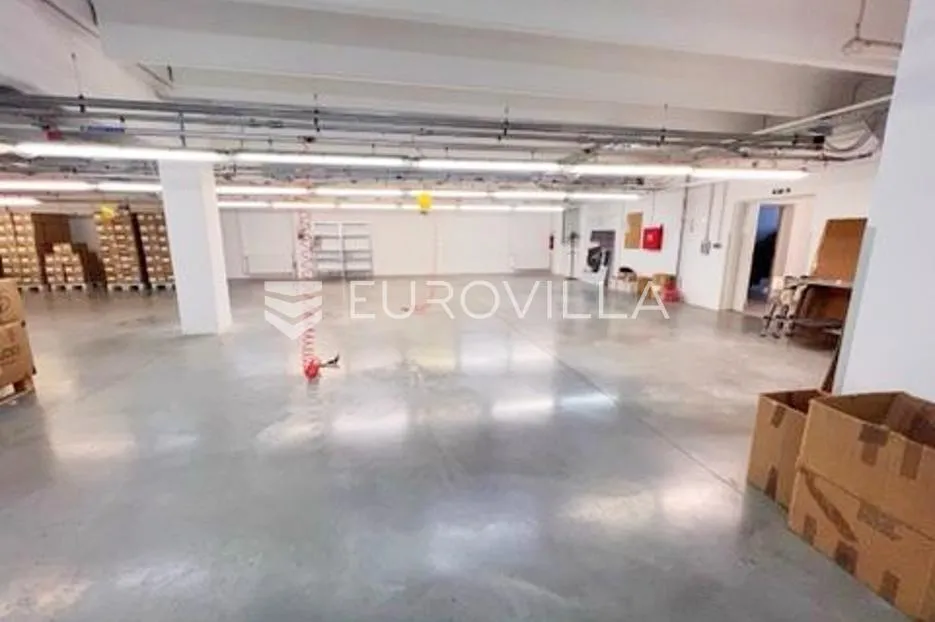 osijek, antunovac, novija poslova zgrada u industrijskoj zoni 1256 m² - slika 4