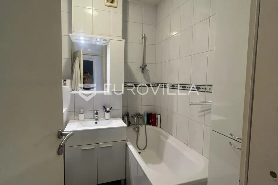 slavonski brod, naselje slavonija stan 82 m² prvi kat - slika 22
