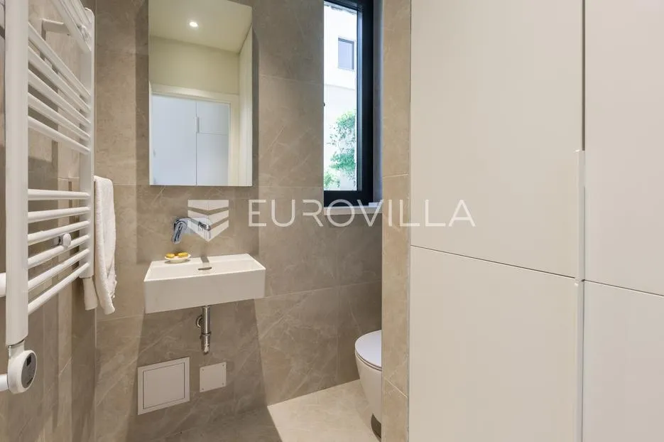 istra, savudrija, petram resort, elegantan stan u prizemlju s vlastitim vrtom - slika 9