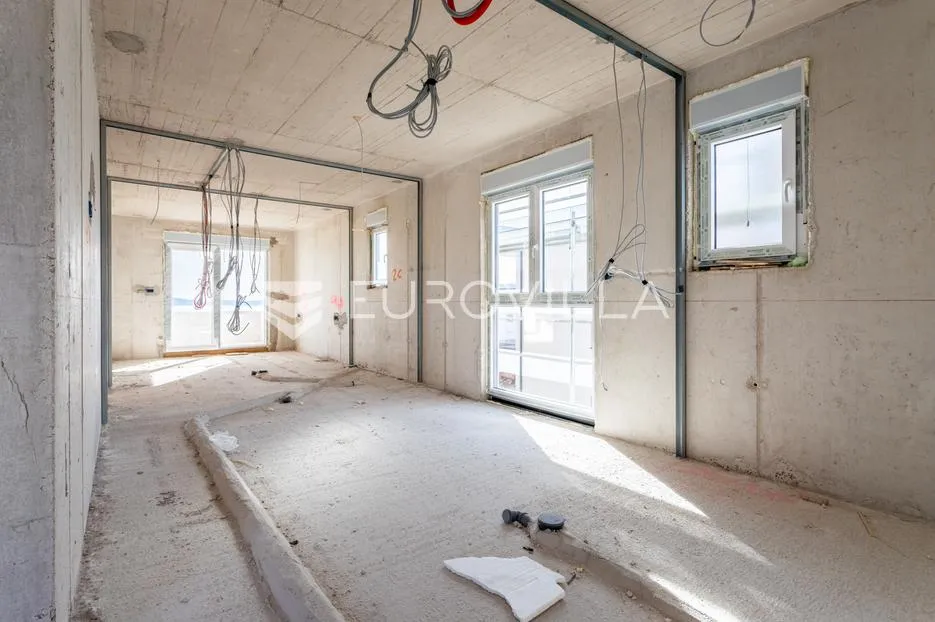 čiovo, okrug gornji, trosoban penthouse s krovnom terasom i pogledom na more - slika 6