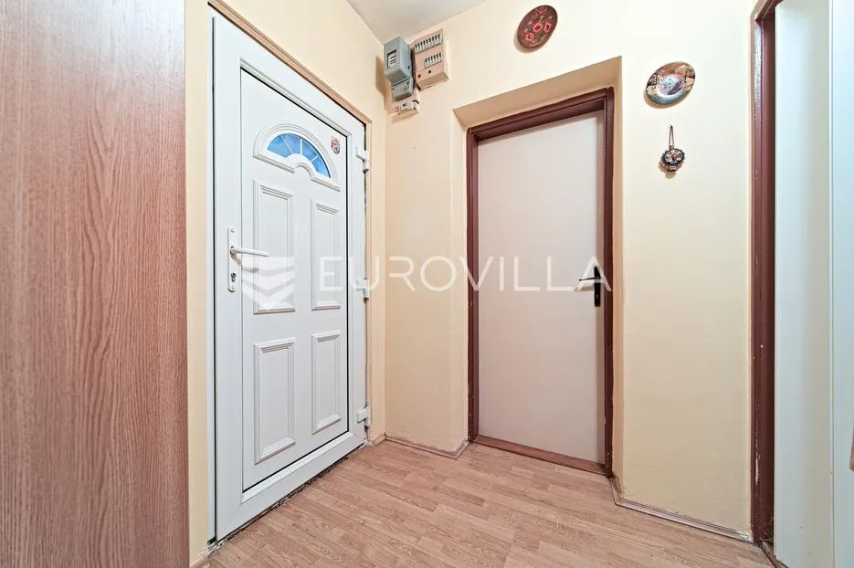 osijek, jug 2, prodaje se jednosoban stan površine 33 m² - slika 7