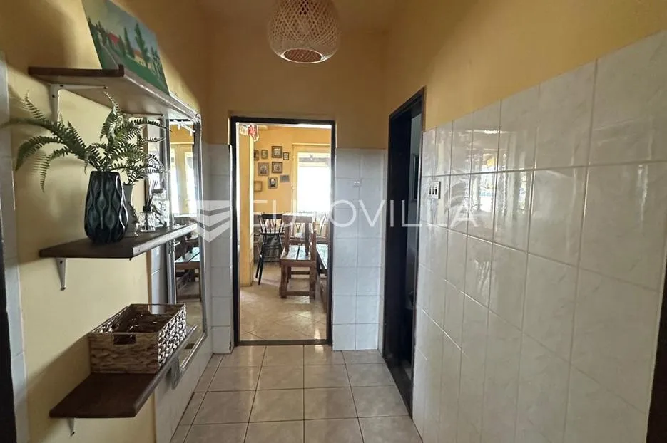 vukovar, sotin, kuća s poslovnim prostorom i velikom parcelom 3.675 m² - slika 19