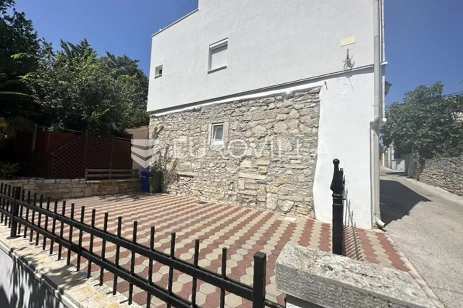 istra, medulin samostojeća kuća 130 m² s prekrasnom krovnom terasom i pogledom more - slika 29