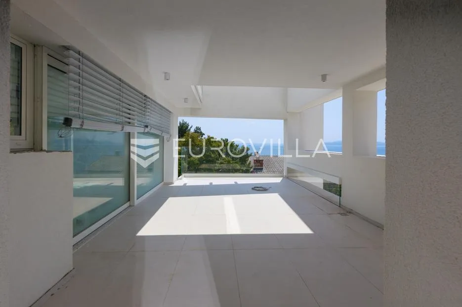 opatija privé, ekskluzivan četverosoban stan 138 m², bazen, teretana - slika 2