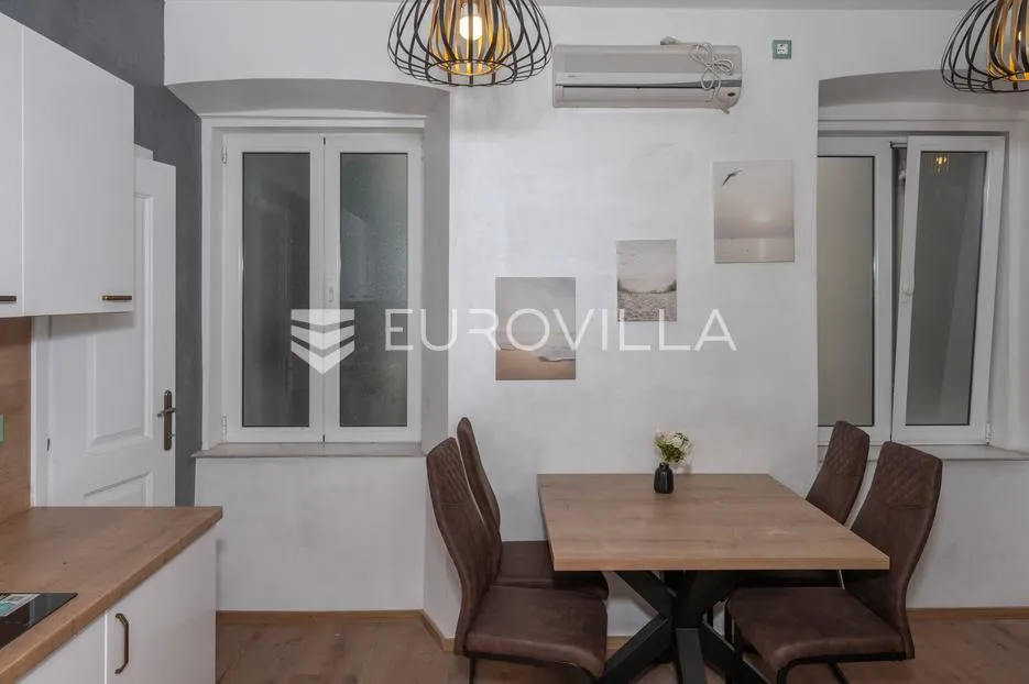 rijeka, centar, peterosoban stan 97 m² s dvije odvojene stambene jedinice - slika 15