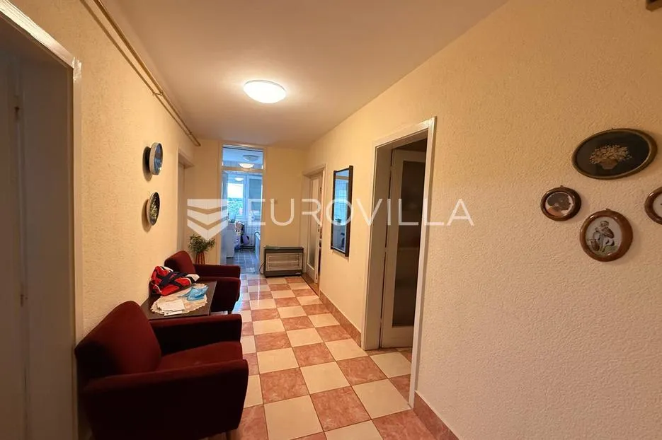 vinkovci, trosoban stan za najam u centru, 110 m² - slika 5