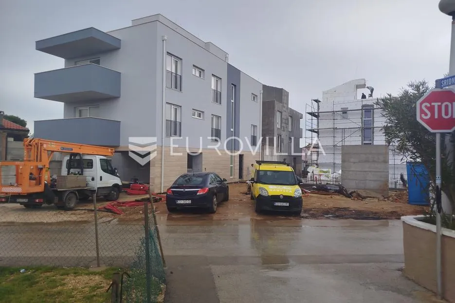zadar, vir – dvoetažni apartman a3 od 58,3 m2 s krovnom terasom od 26,7 m2 - slika 4