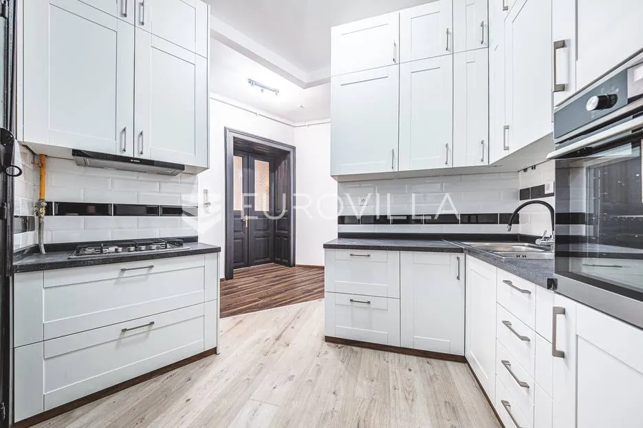 zagreb, donji grad, savska, prekrasan troiposoban stan 115 m2 - slika 7