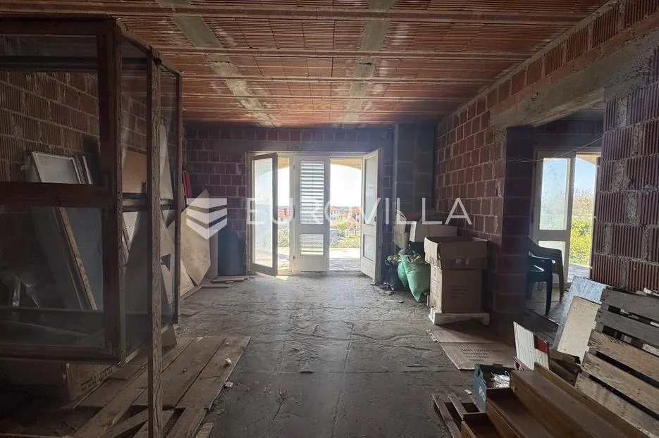 istra, rovinjsko selo, dva stana u roh bau fazi i okućnica 591 m² - slika 12