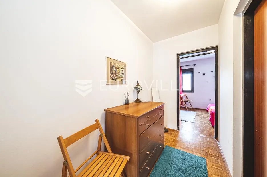 zagreb, trešnjevka, trosoban stan s loggiom 72 m² - slika 6