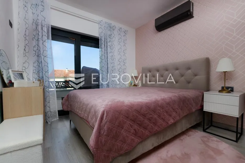 malinska, prekrasna vila s 3 stambene jedinice, bazen, pogled na more - slika 8