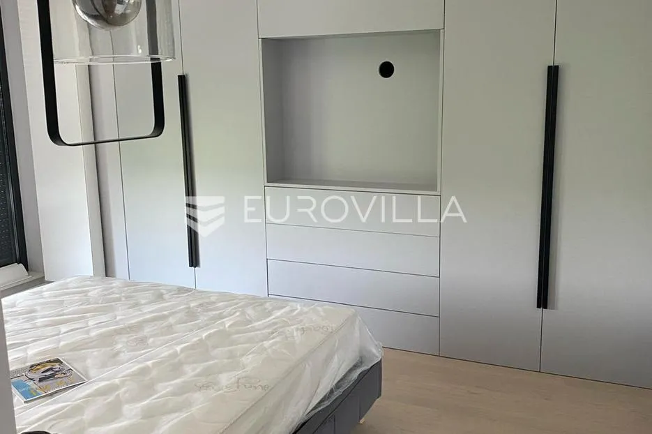 zagreb, sveti duh, prekrasan četverosoban stan neto korisne površine 135 m² - slika 3